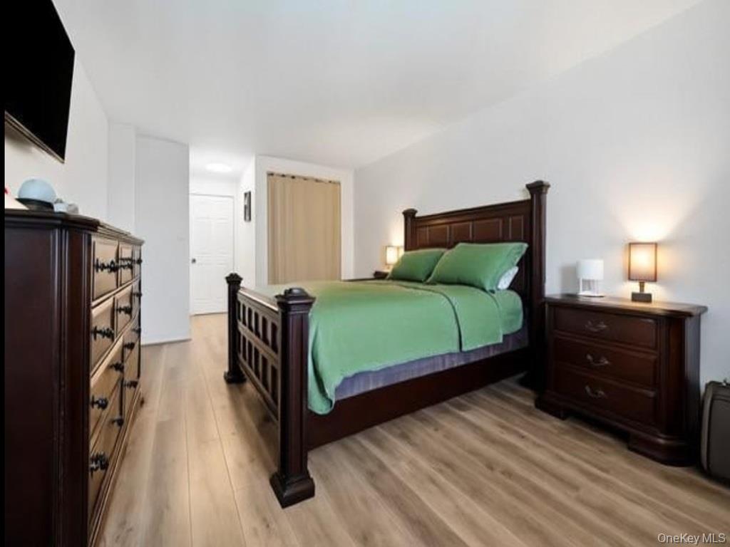 61-20 Grand Central Parkway Unit A900, Forest Hills NY 11375