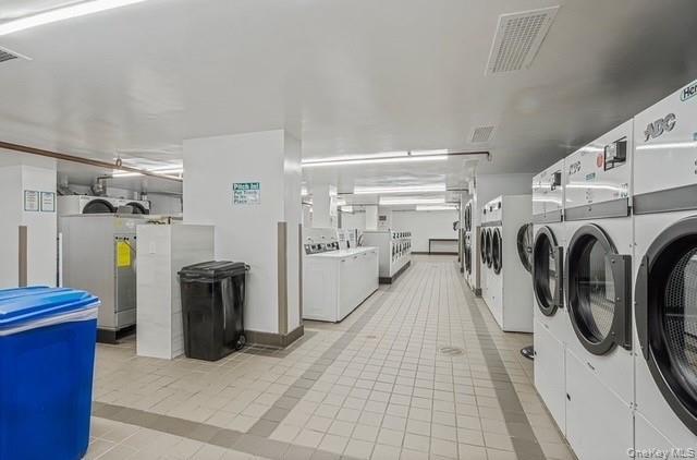 61-20 Grand Central Parkway Unit A900, Forest Hills NY 11375
