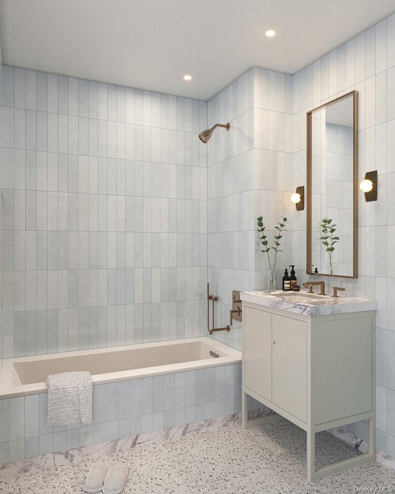 815 BROADWAY Unit 702, Manhattan NY 10003