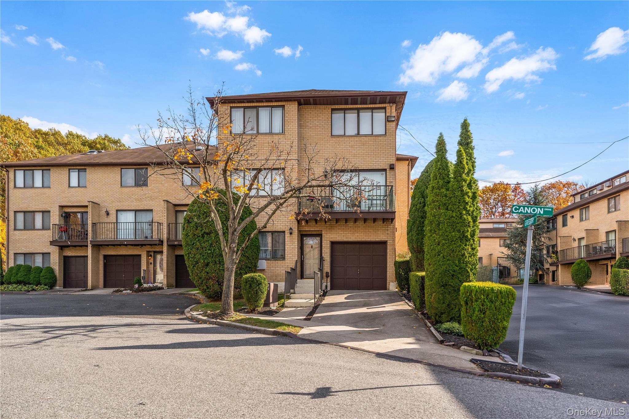 17 Gregory Lane Unit A, Staten Island NY 10314