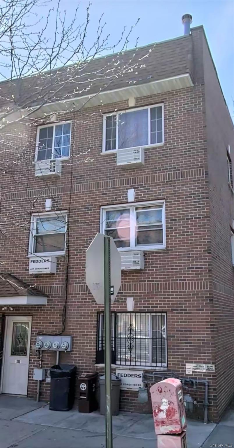330 Herzl St, Brooklyn NY 11212