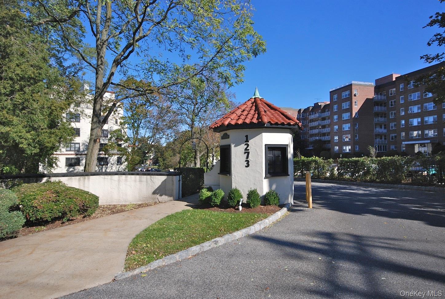 1273 North Avenue Unit 1G. Entry 3, New Rochelle NY 10804
