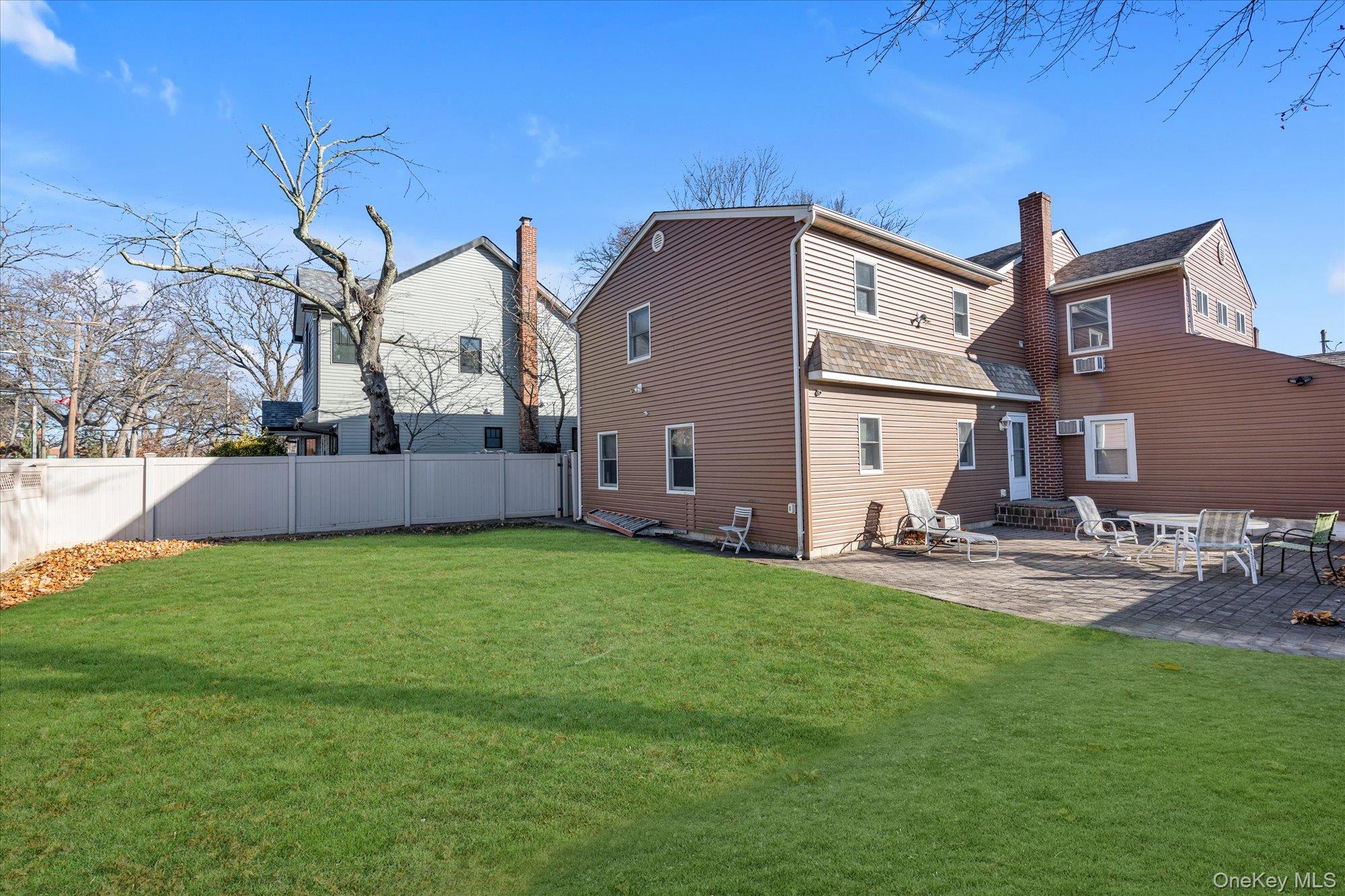 303 Oak Street, South Hempstead NY 11550