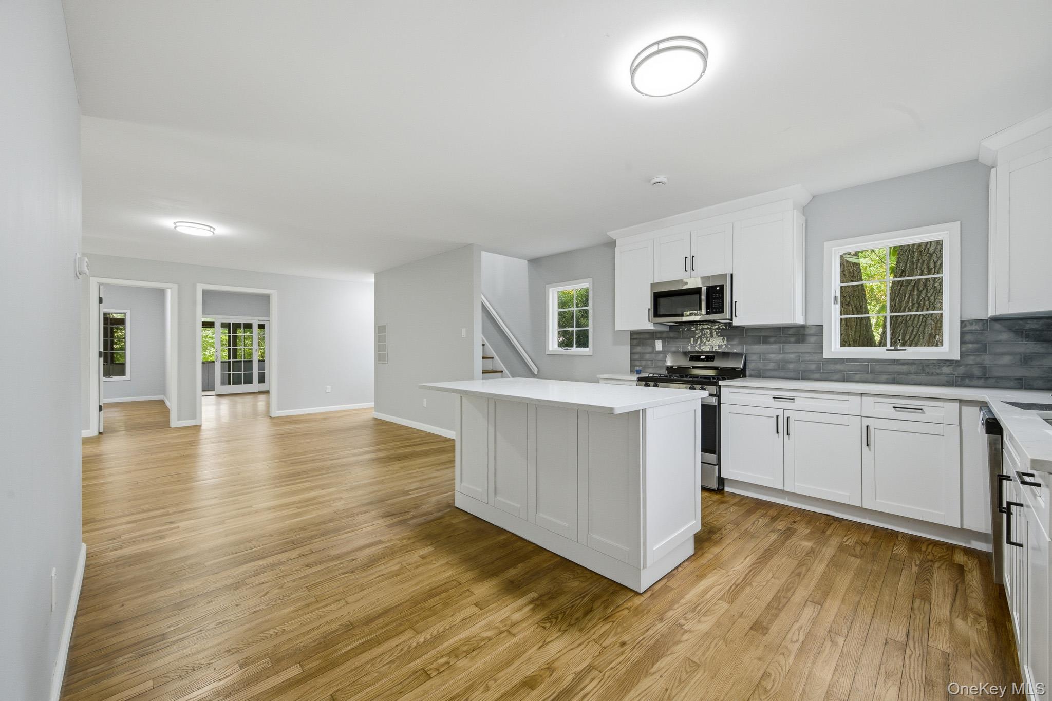 10 Woodland Lane, Huntington NY 11743