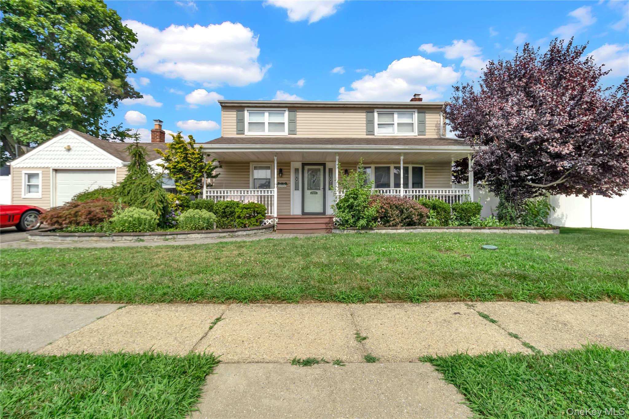 171 Cottage Boulevard, Hicksville NY 11801