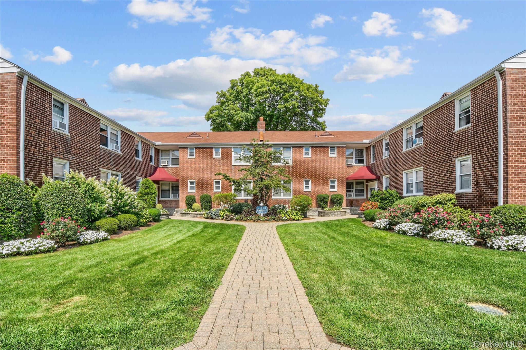 6 Bryant Crescent Unit 1H, White Plains NY 10605