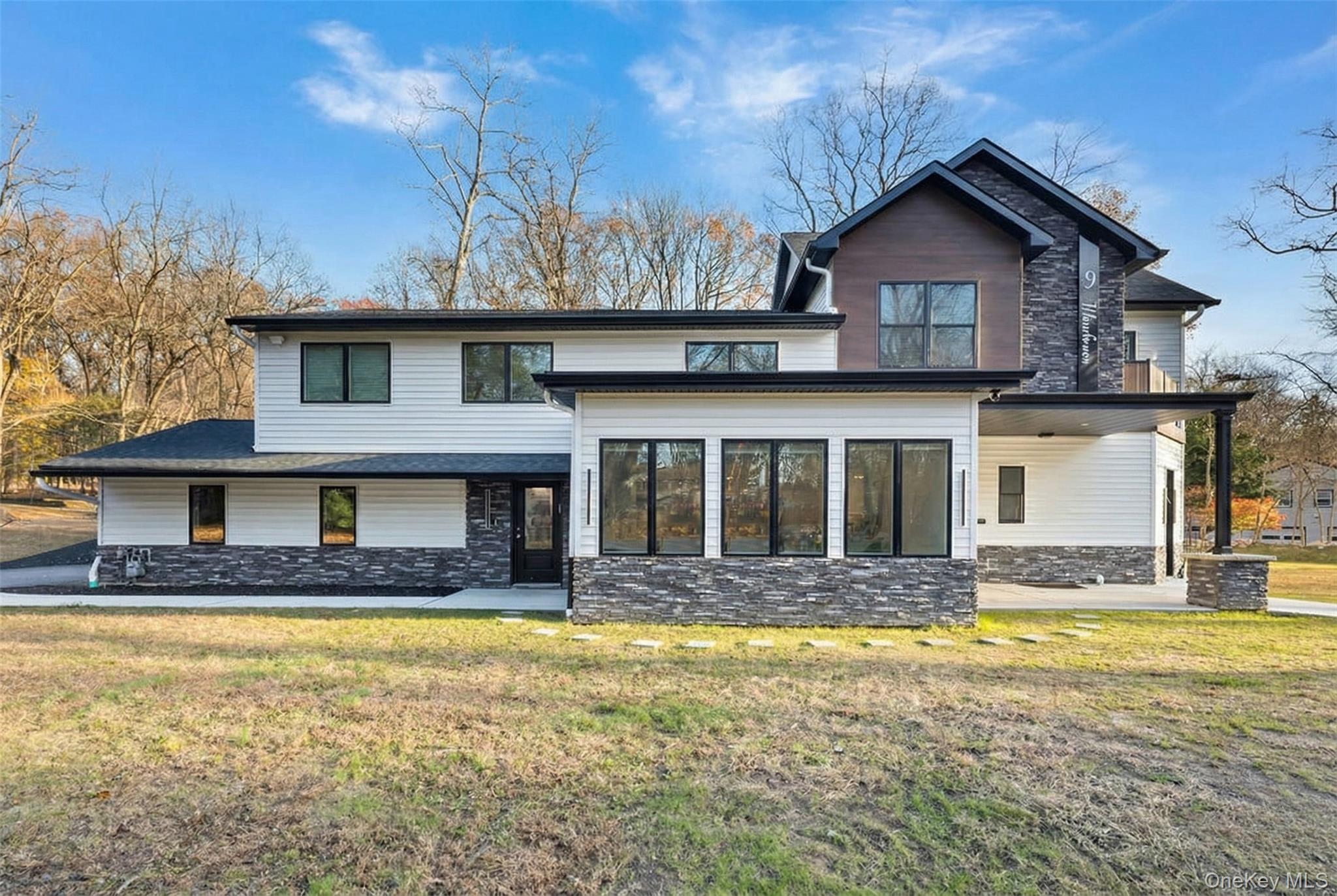9 Wendover Lane, Suffern NY 10901