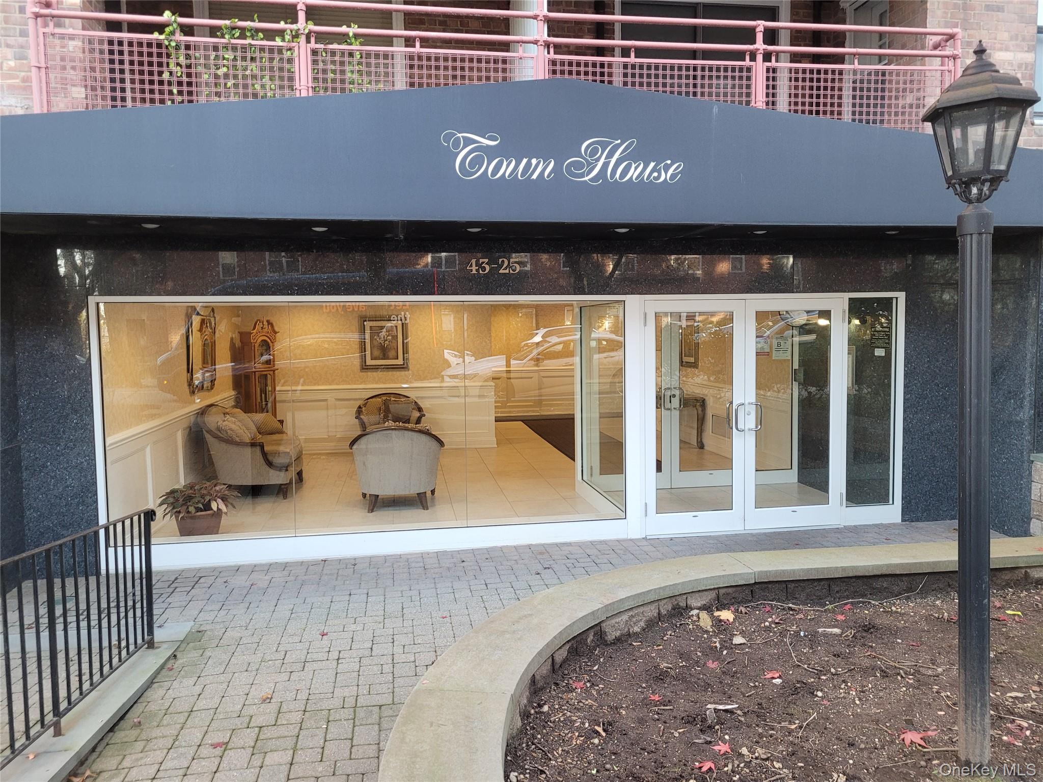 43-25 Douglaston Parkway Unit 4J, Douglaston NY 11363