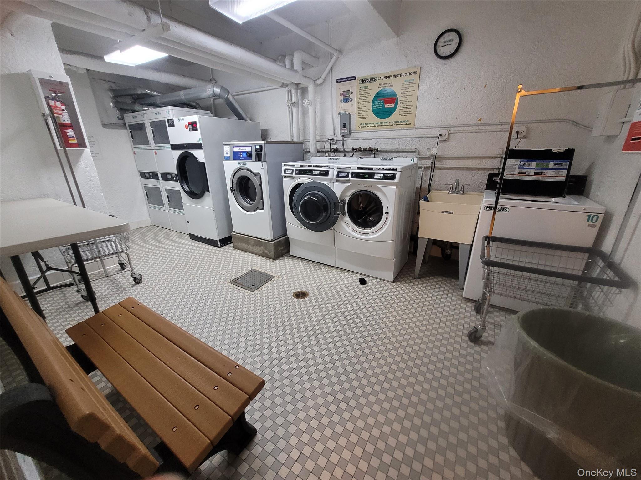 43-25 Douglaston Parkway Unit 4J, Douglaston NY 11363
