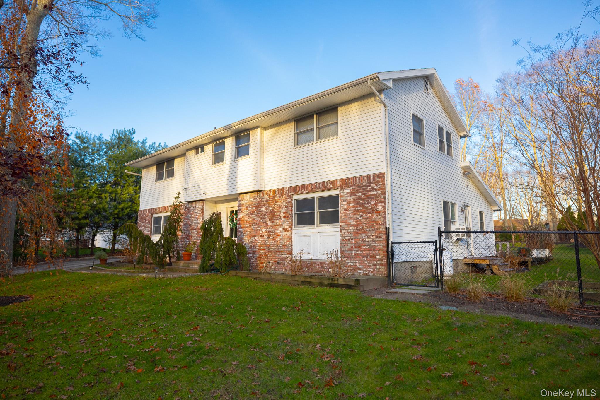94 Kings Drive, Riverhead NY 11901