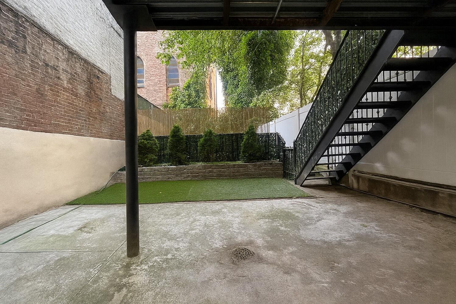114 W 124TH Street Unit TH, Manhattan NY 10027