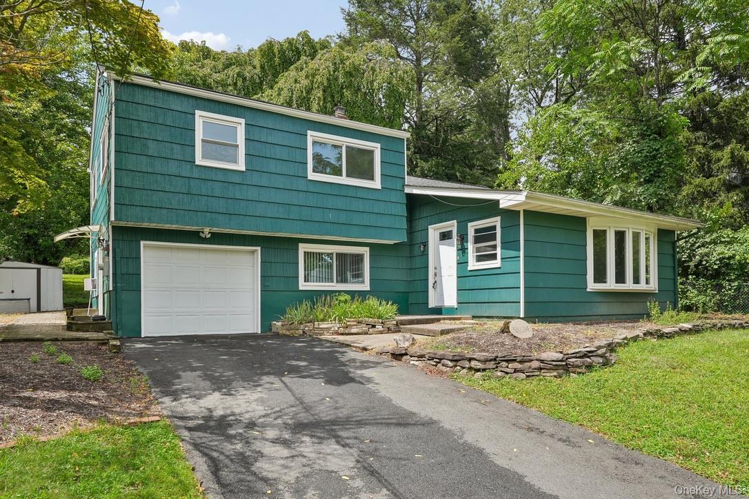 82 Stephens Road, Tappan NY 10983