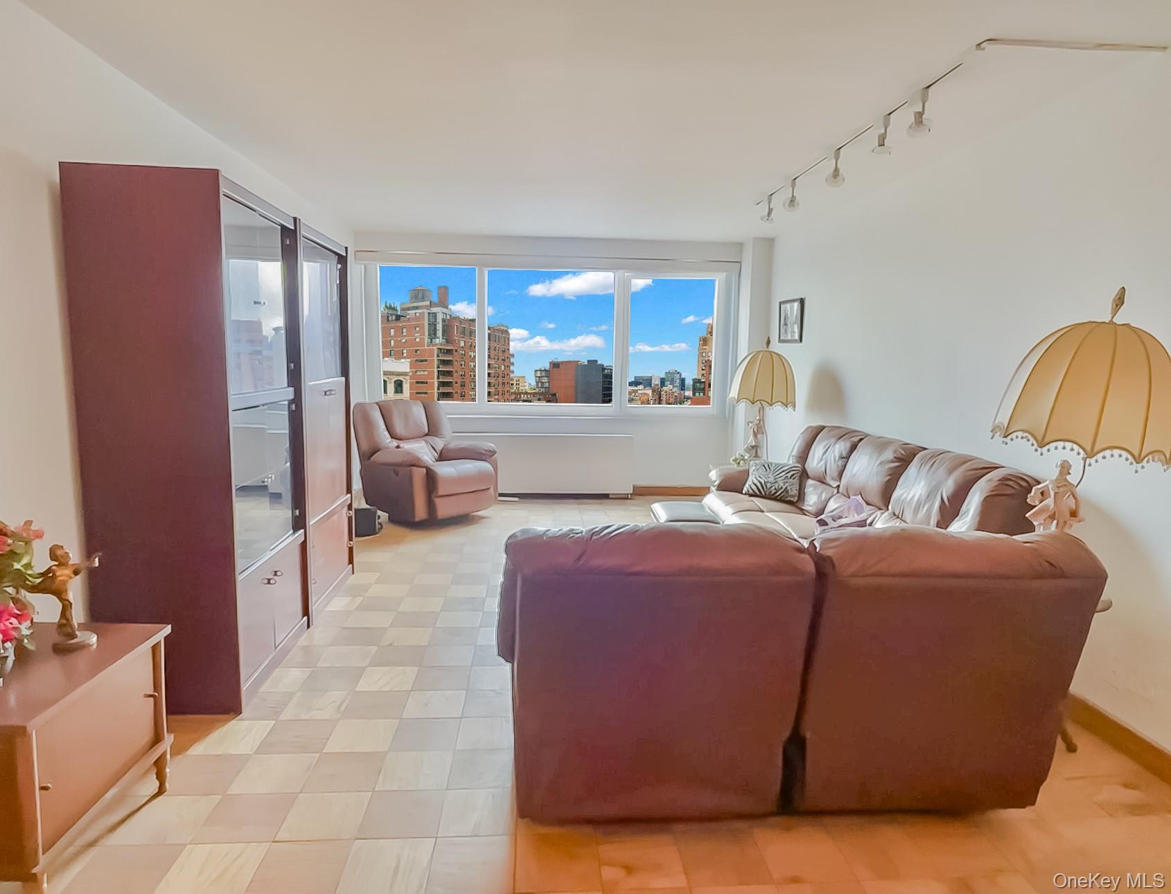 61-20 Grand Central Parkway Unit A1407, Forest Hills NY 11375