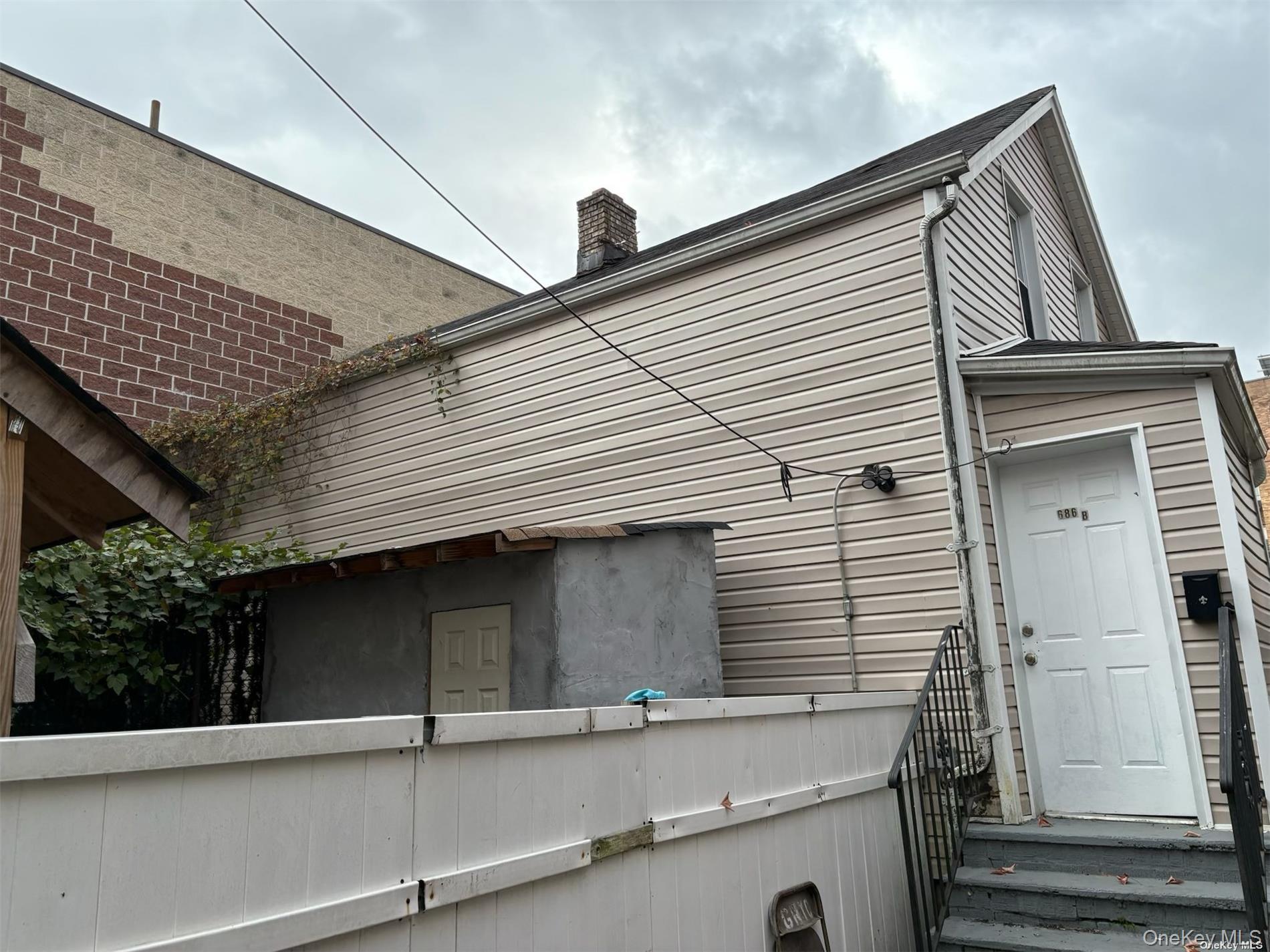 686 E 223rd Street Unit B, Bronx NY 10466