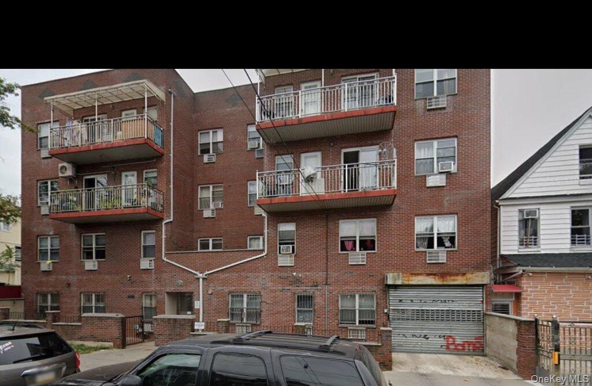 10815 37th Drive Unit 4B, Corona NY 11368