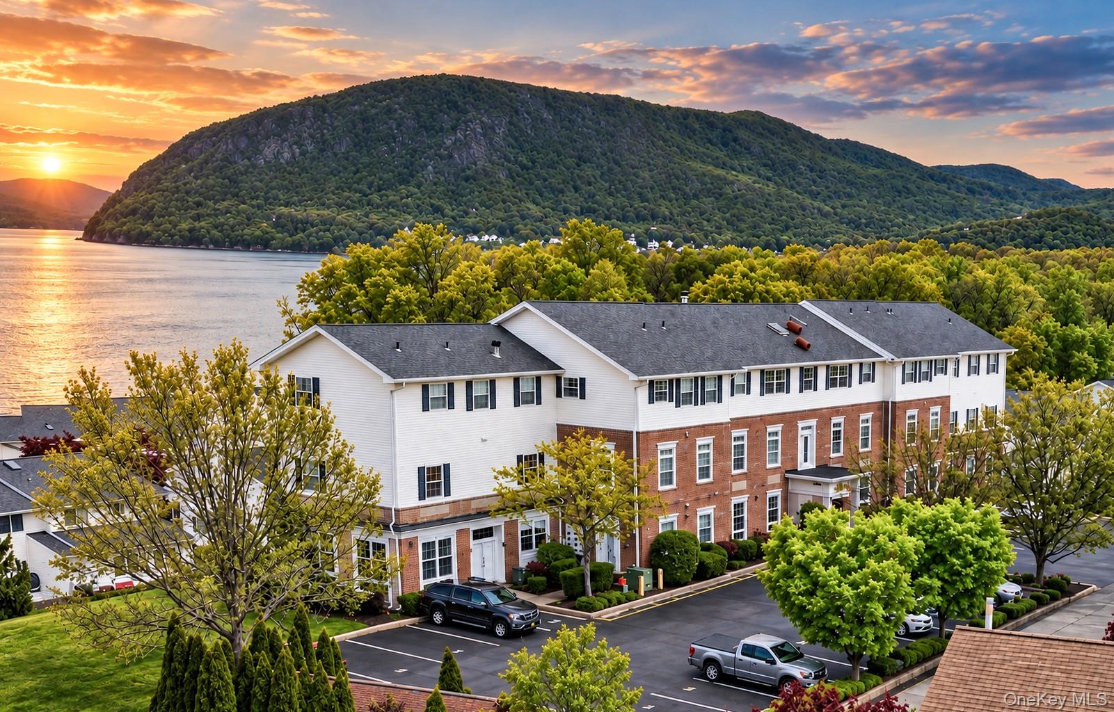 117 Sandpiper Lane Unit 1B, New Windsor NY 12553