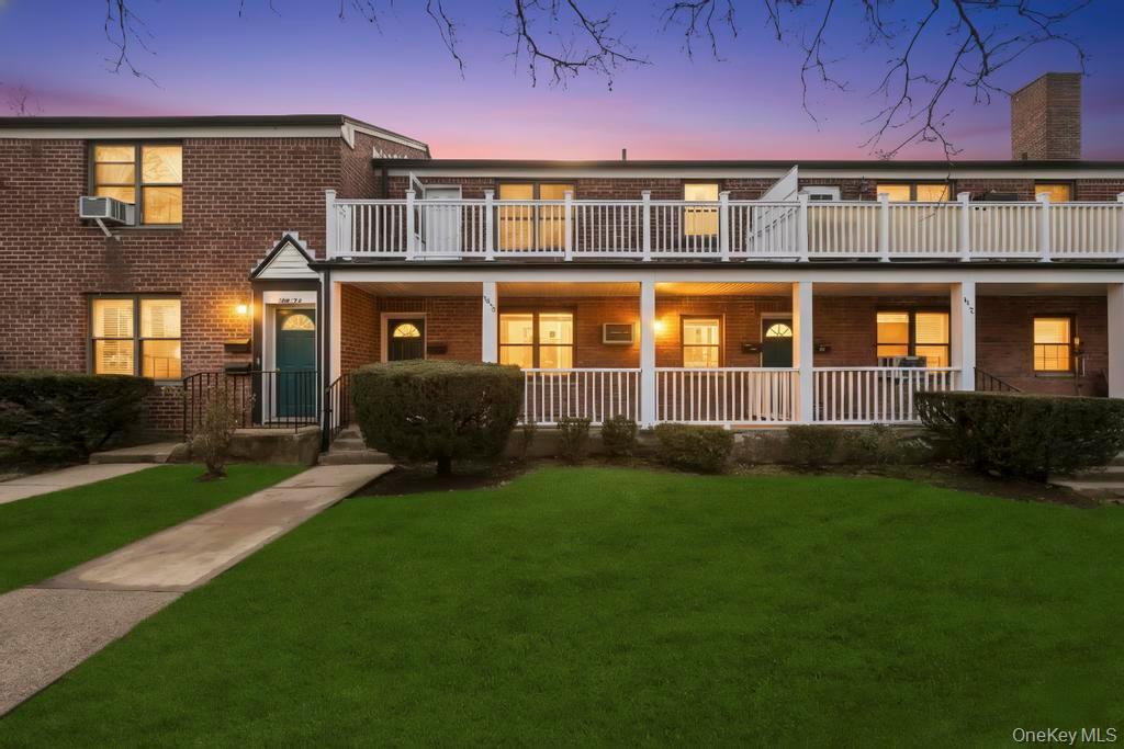 196-72 69th Ave Unit 1 FL, Fresh Meadows NY 11365