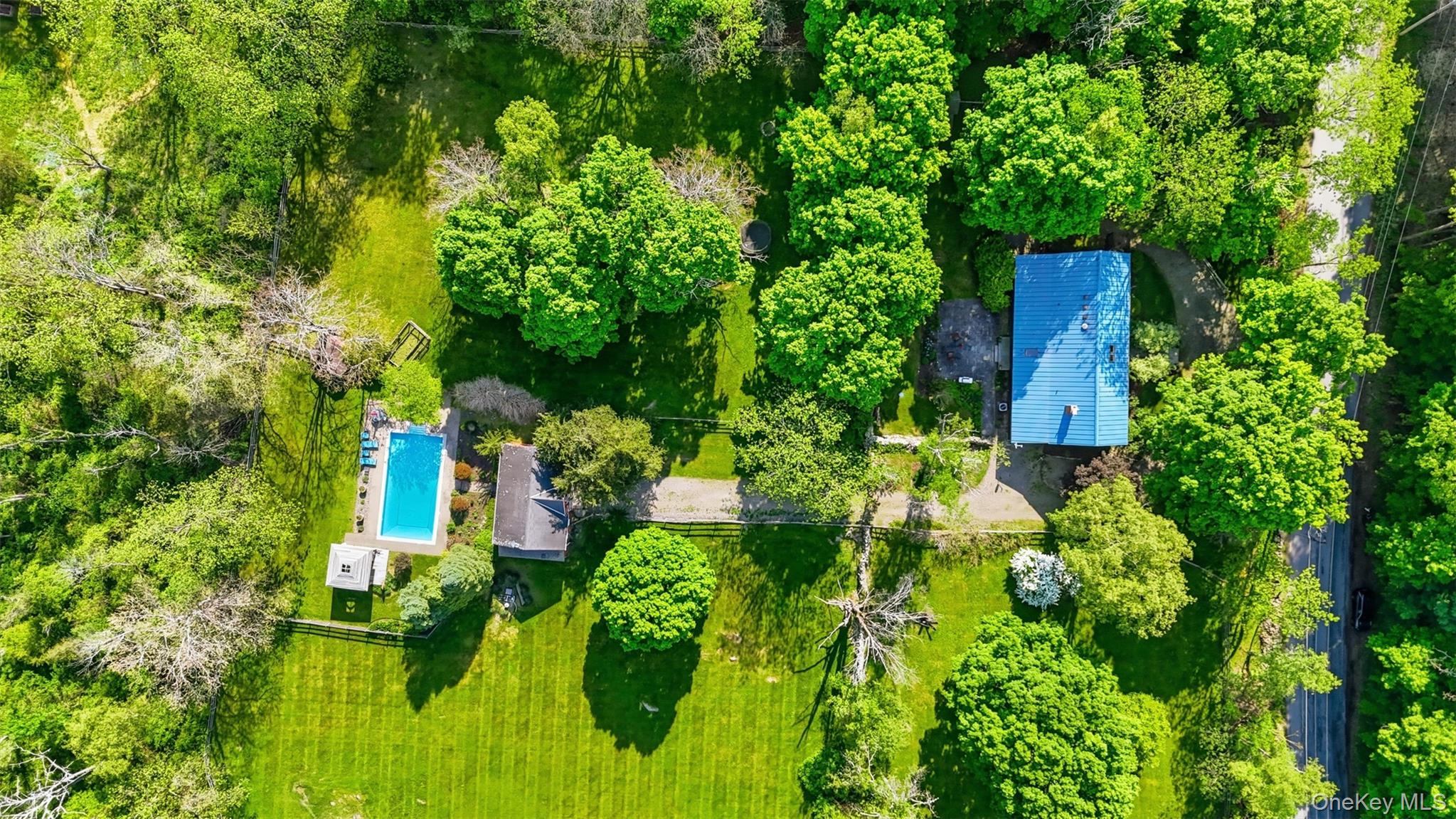 101 Drake Road, Pleasant Valley NY 12569