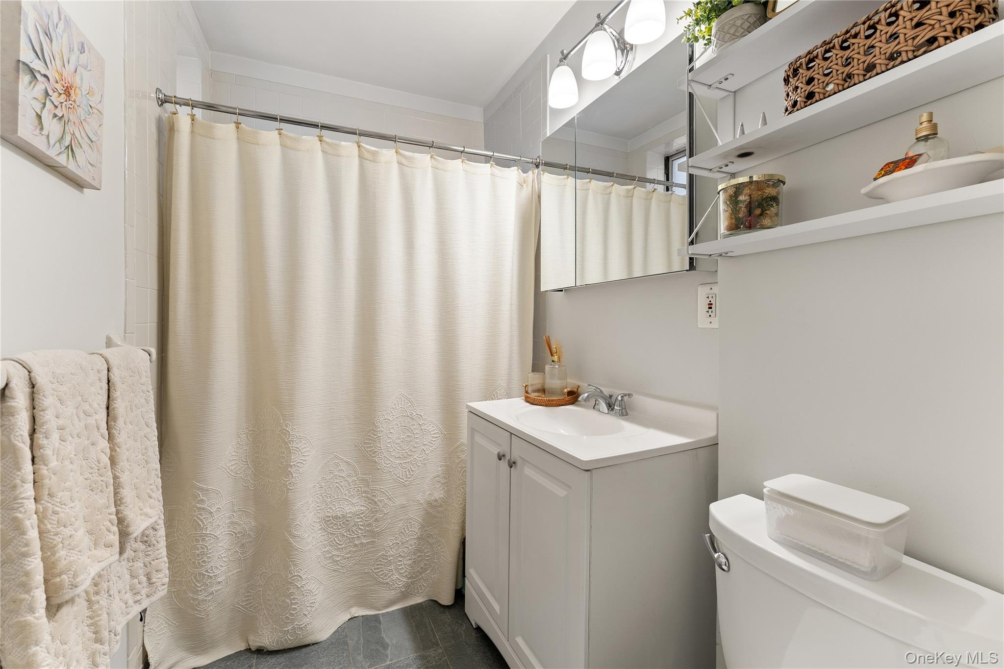 472 Gramatan Avenue Unit Bldg 6, Unit BB4, Mount Vernon NY 10552