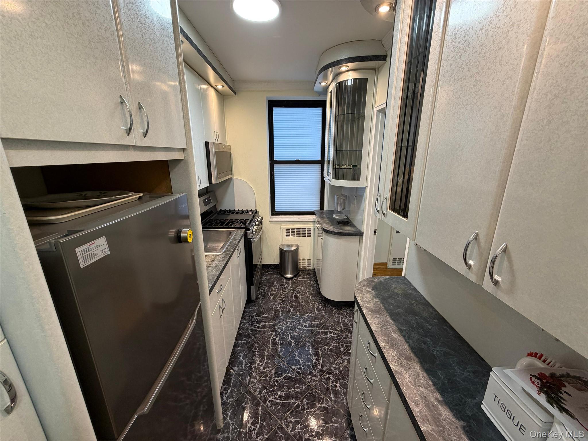 99-63 66th Avenue Unit B12, Rego Park NY 11374