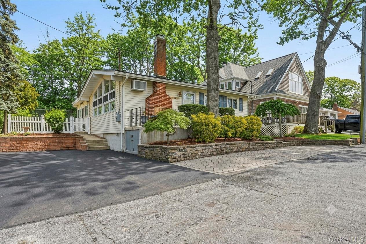 36 Oak Lane, Wading River NY 11792