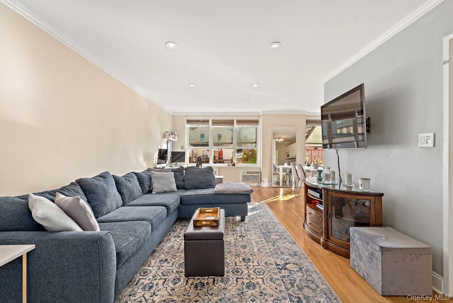 5730 Mosholu Avenue Unit 4F, Bronx NY 10471