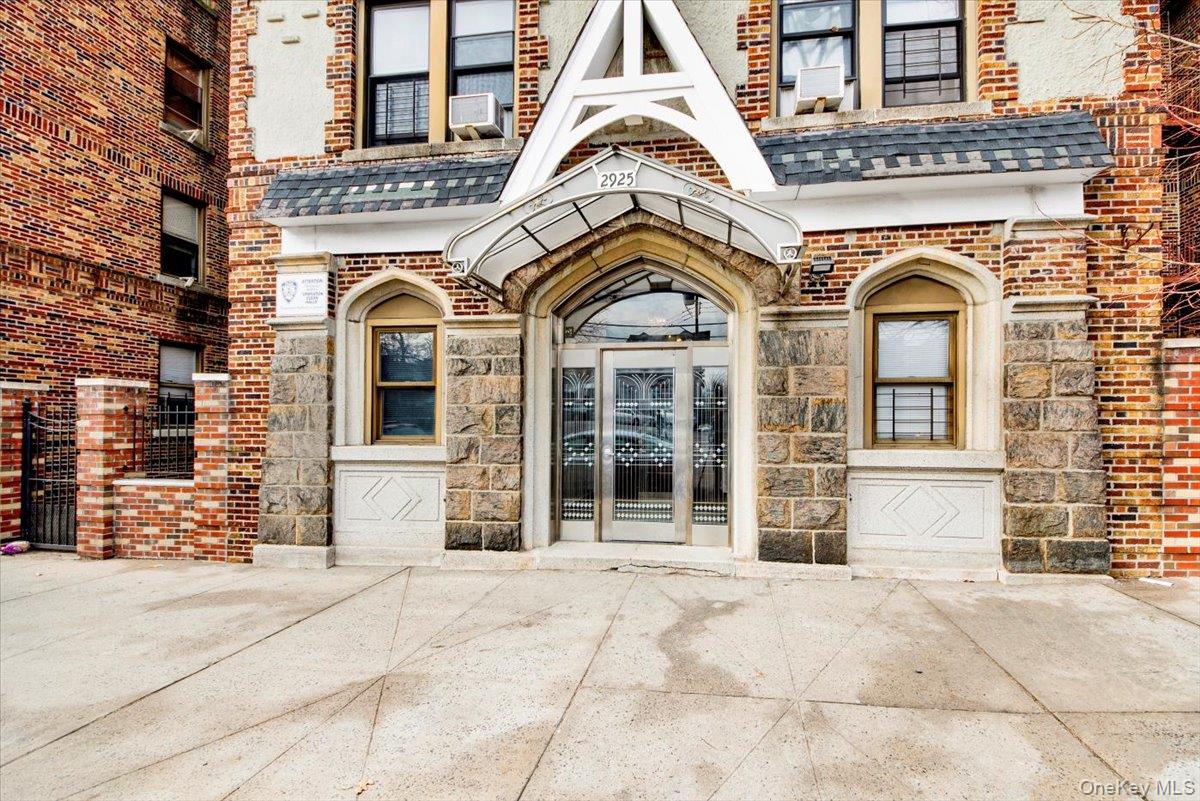 2925 Matthews Avenue Unit 5H, Bronx NY 10467