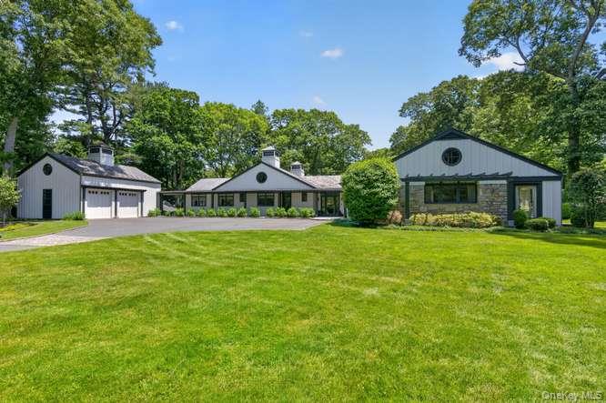 343 Chicken Valley Road, Upper Brookville NY 11545