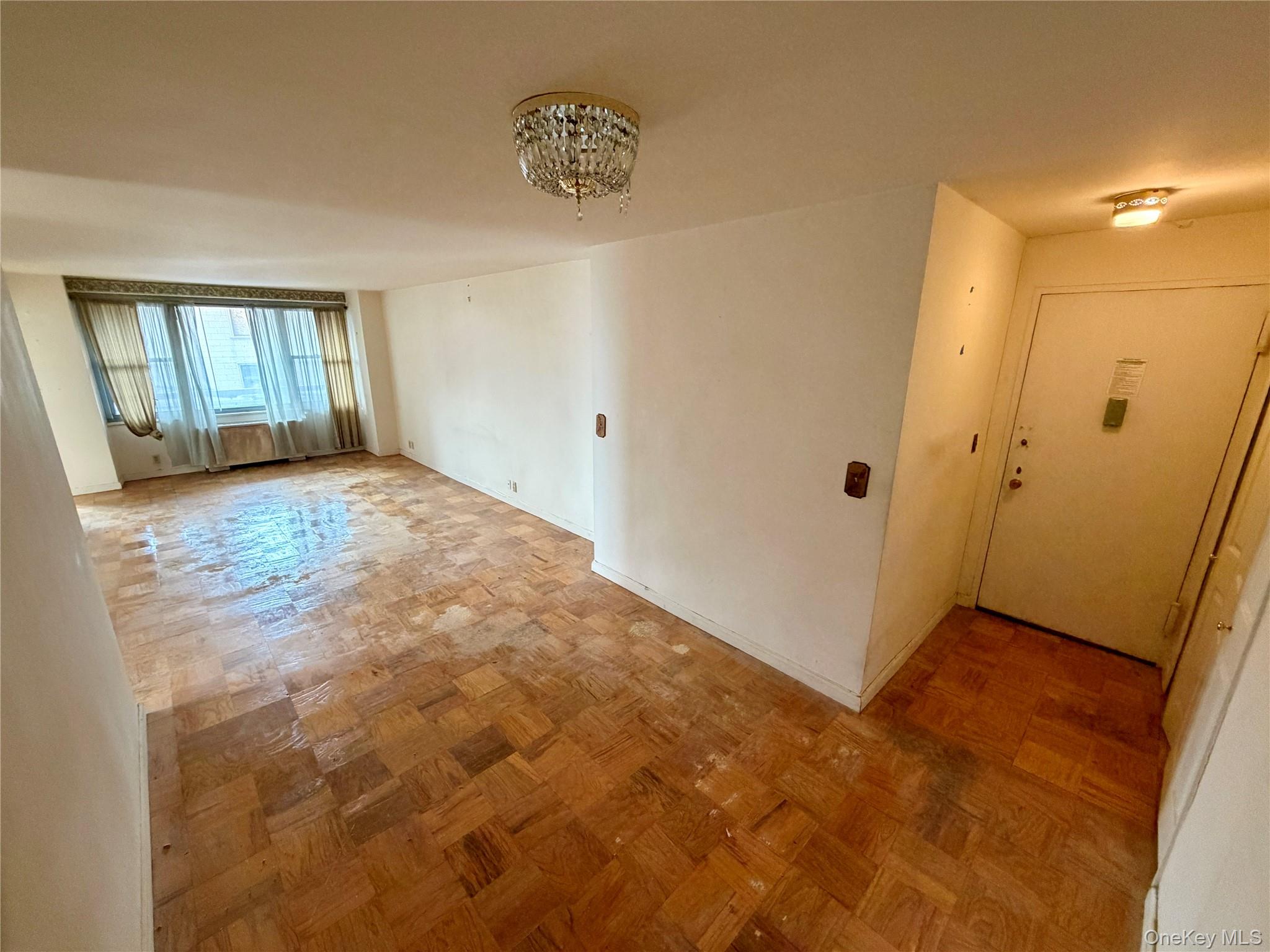 70-25 Yellowstone Boulevard Unit 3H, Forest Hills NY 11375