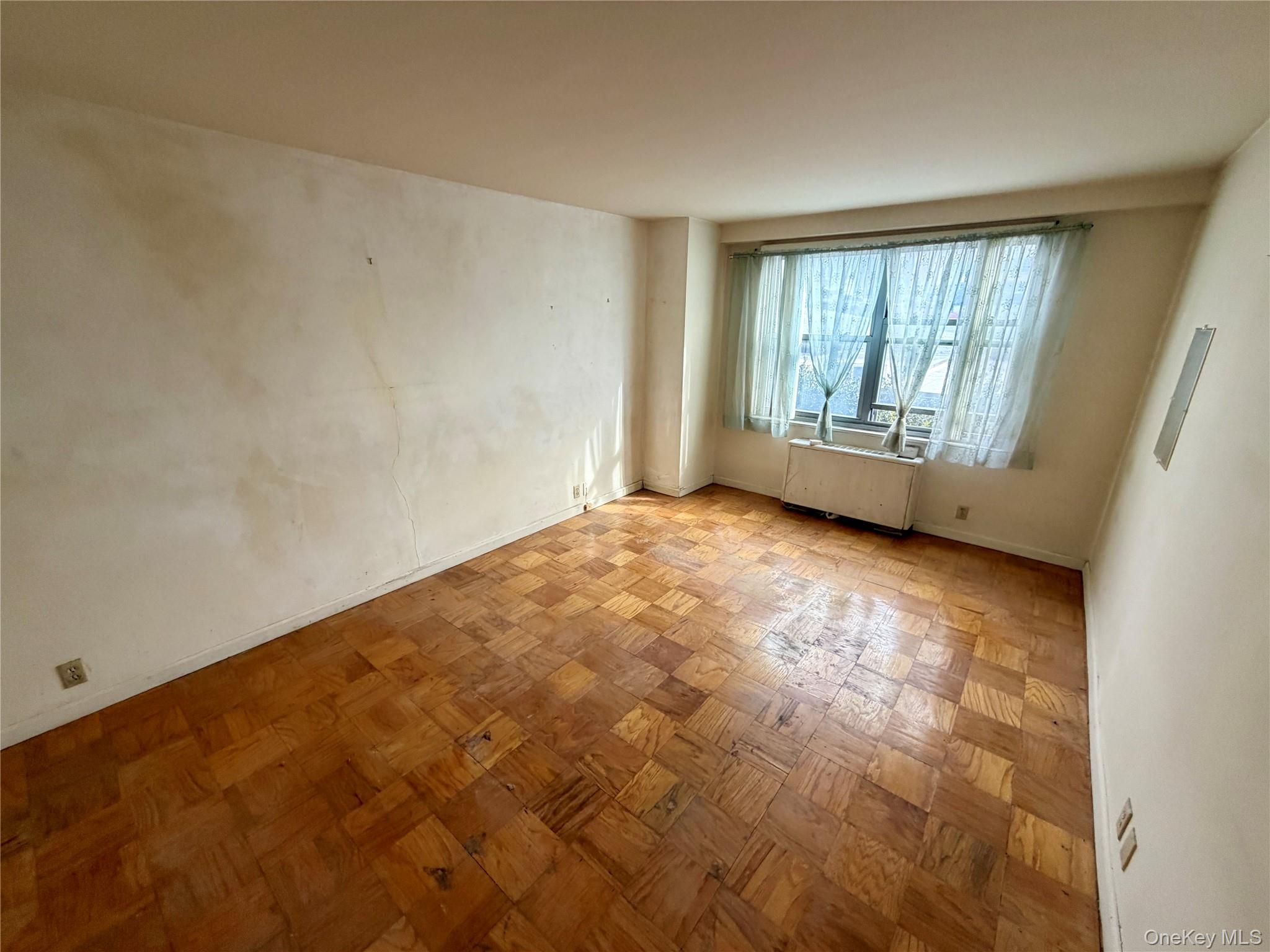 70-25 Yellowstone Boulevard Unit 3H, Forest Hills NY 11375