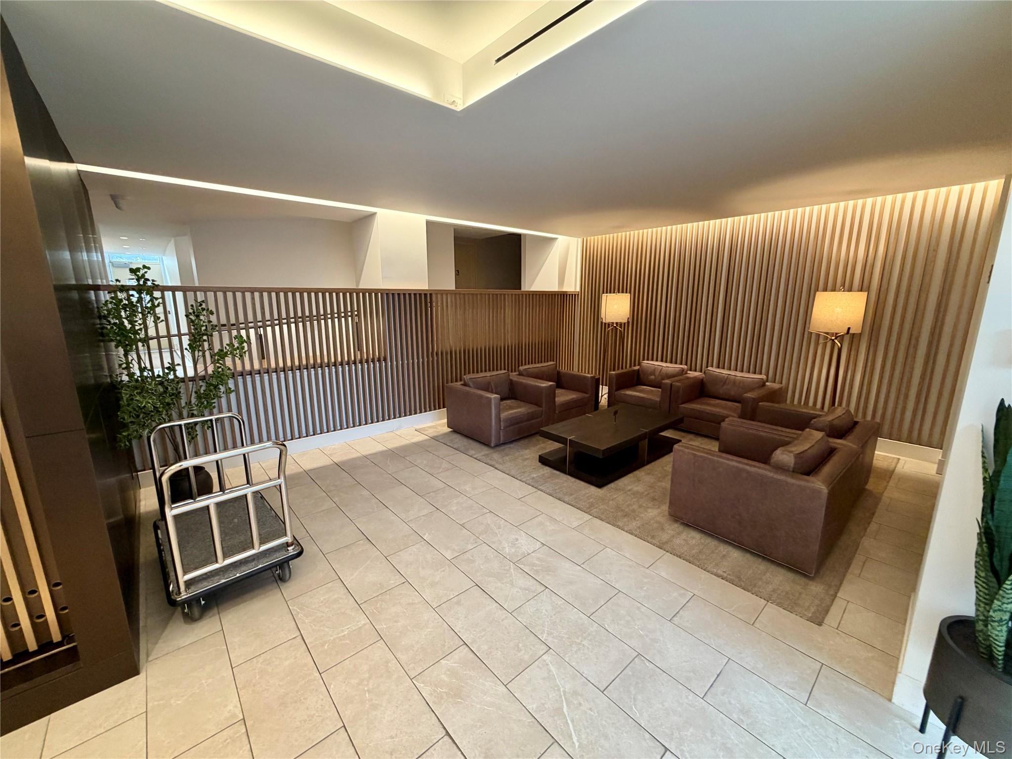 70-25 Yellowstone Boulevard Unit 3H, Forest Hills NY 11375