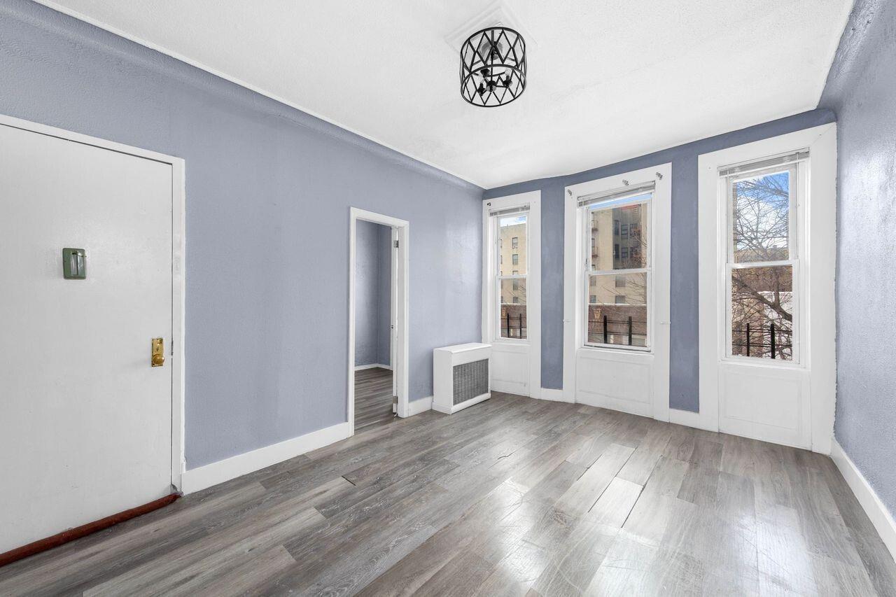 1070 GRANT Avenue, Bronx NY 10456