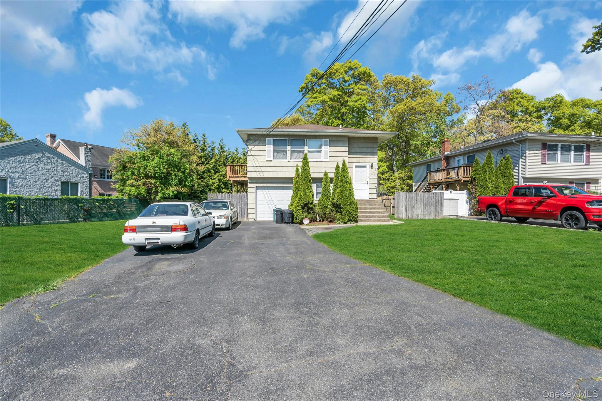 106 Summit Drive, Smithtown NY 11787
