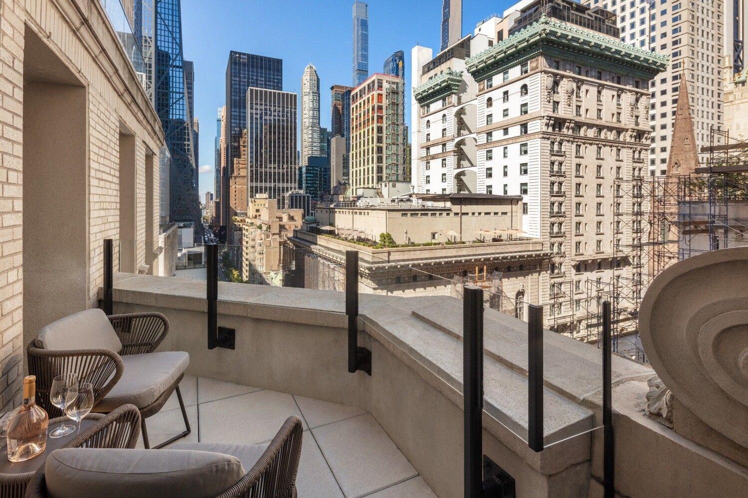 685 5TH Avenue Unit 19A, Manhattan NY 10022