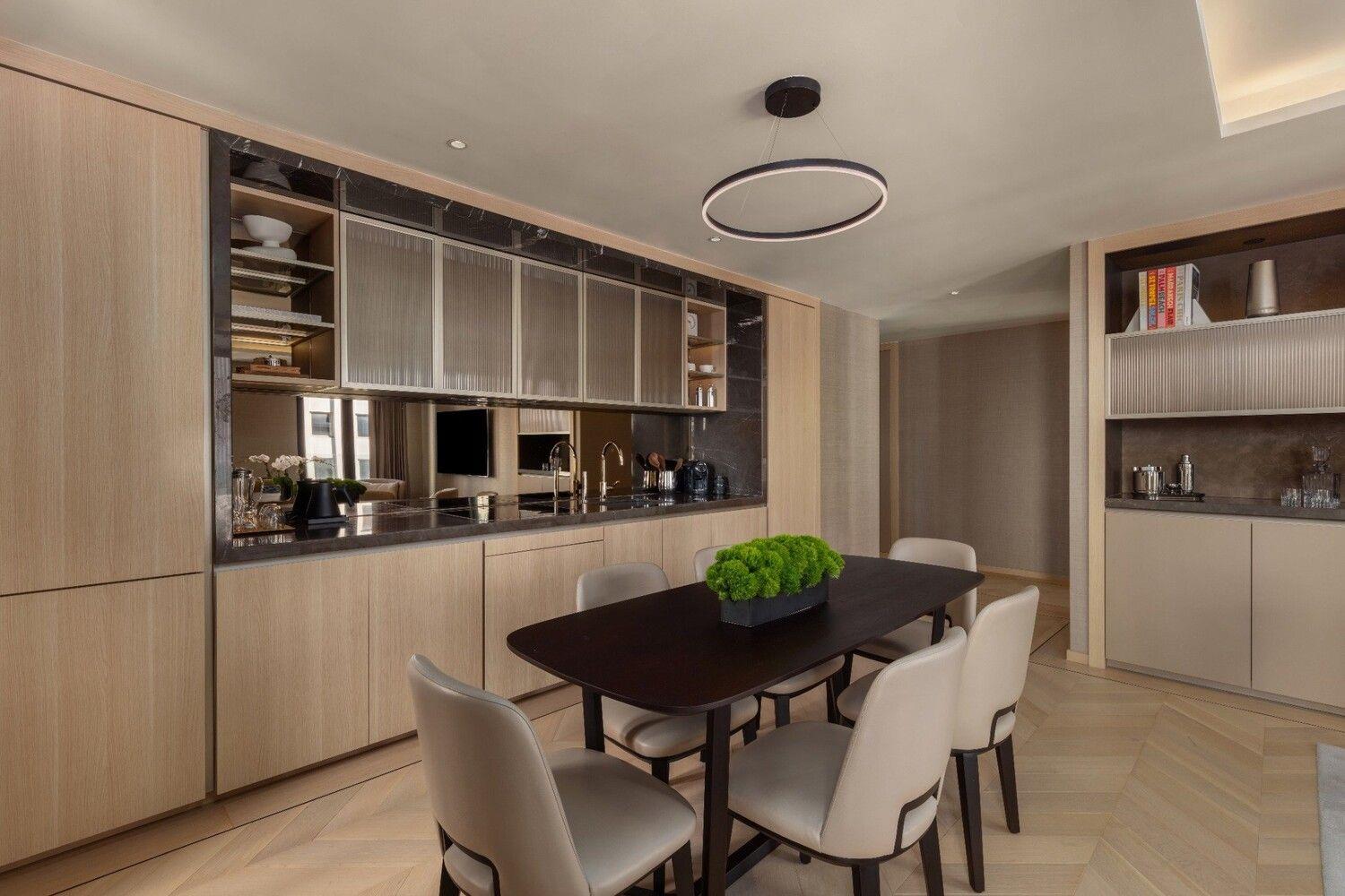 685 5TH Avenue Unit 19A, Manhattan NY 10022