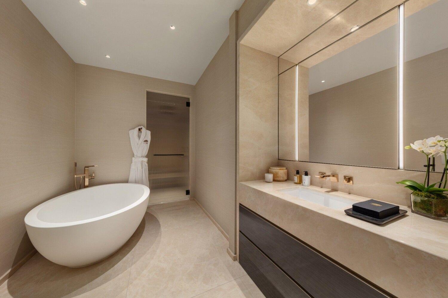 685 5TH Avenue Unit 19A, Manhattan NY 10022