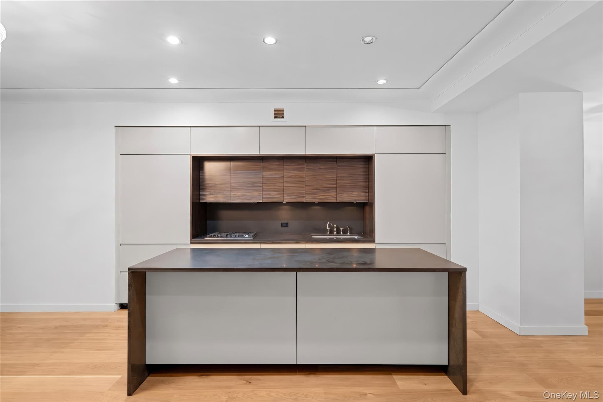 55 Wall Street Unit 530, Manhattan NY 10005