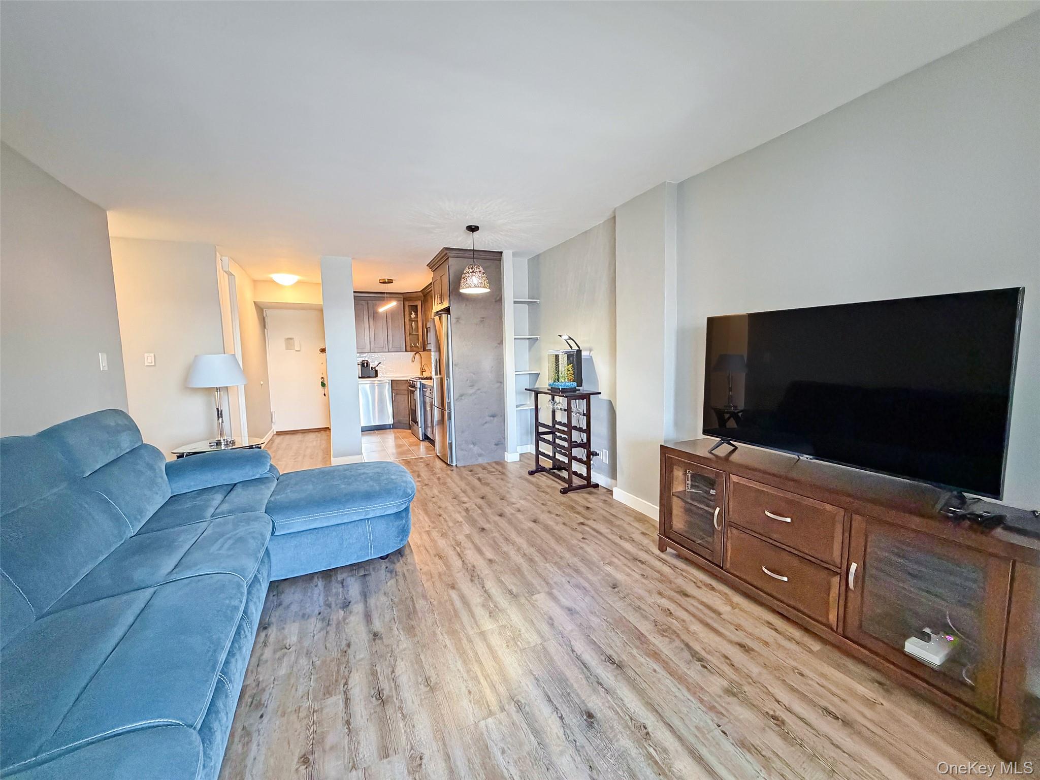 61-20 Grand Central Parkway Unit A1008, Forest Hills NY 11375