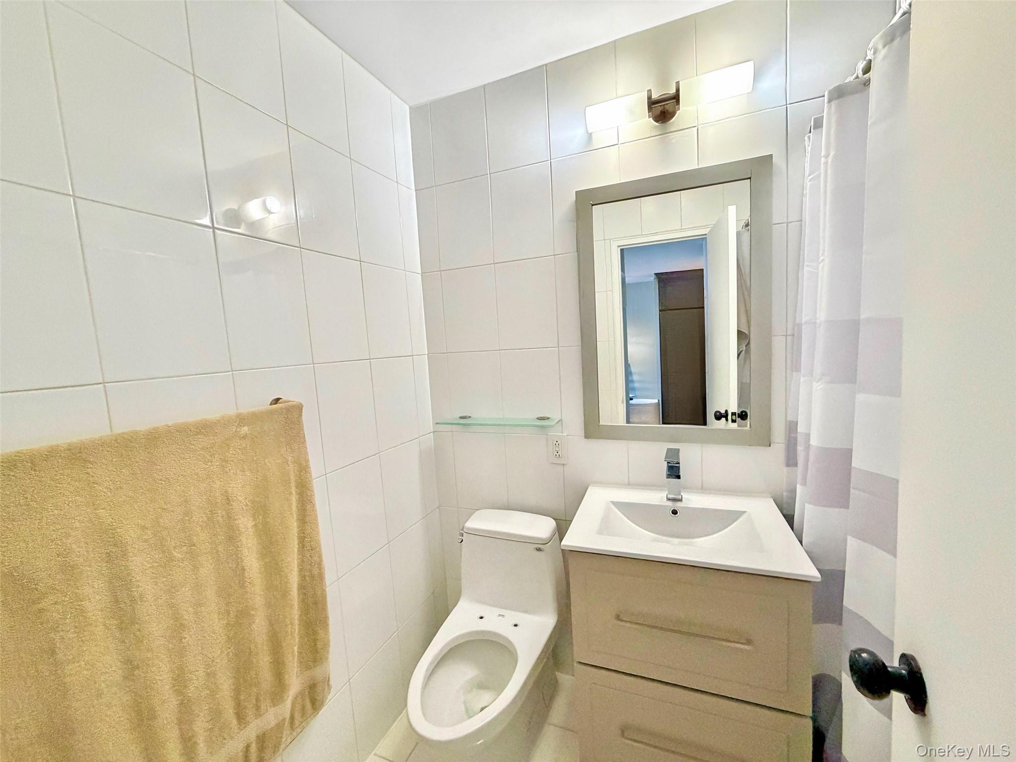 61-20 Grand Central Parkway Unit A1008, Forest Hills NY 11375