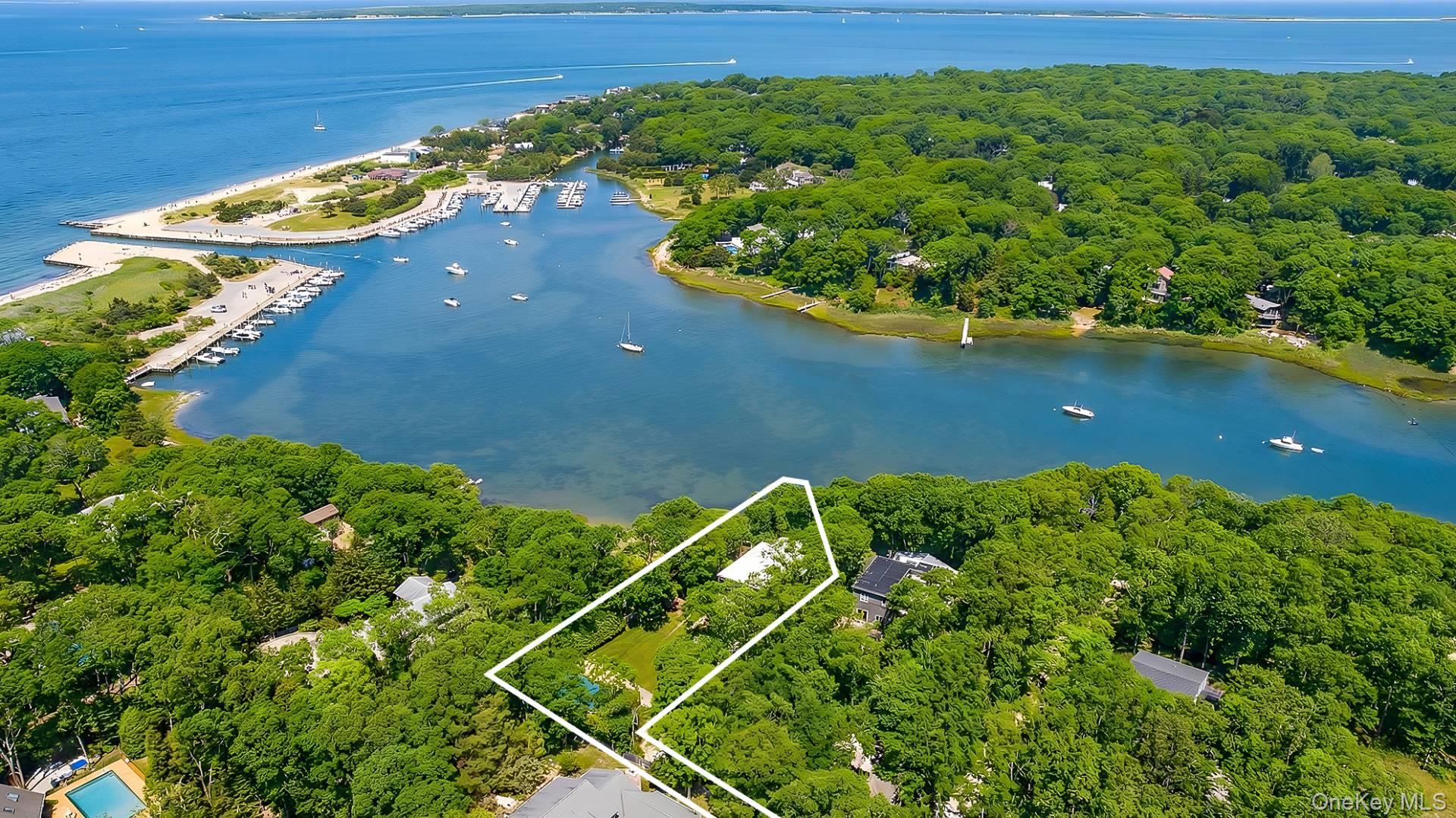 111 Isle Of Wight Road, East Hampton NY 11937