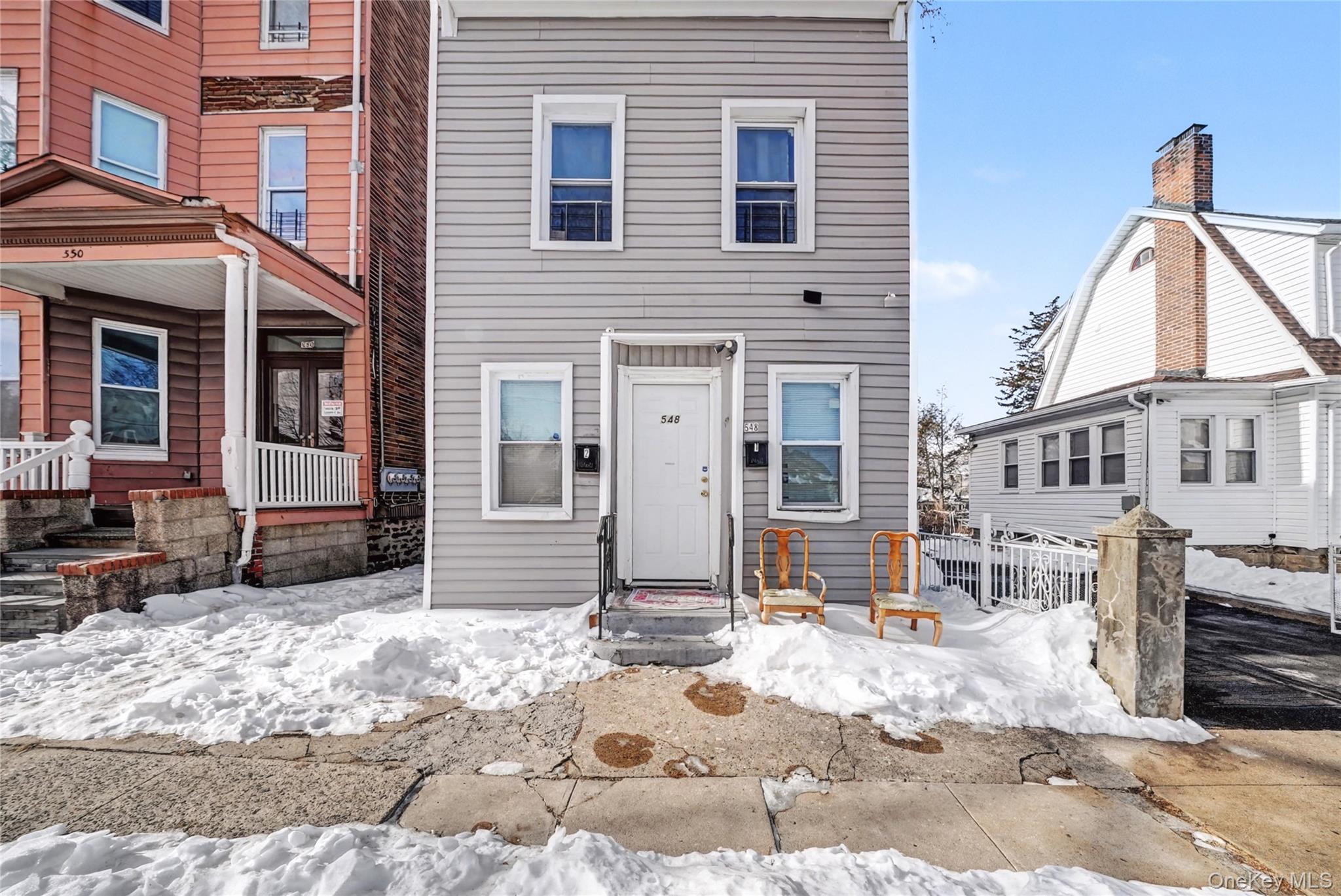 548 S 8th Avenue, Mount Vernon NY 10550