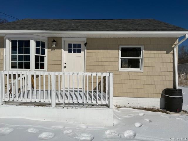 17 Bayport Road, Mastic Beach NY 11951