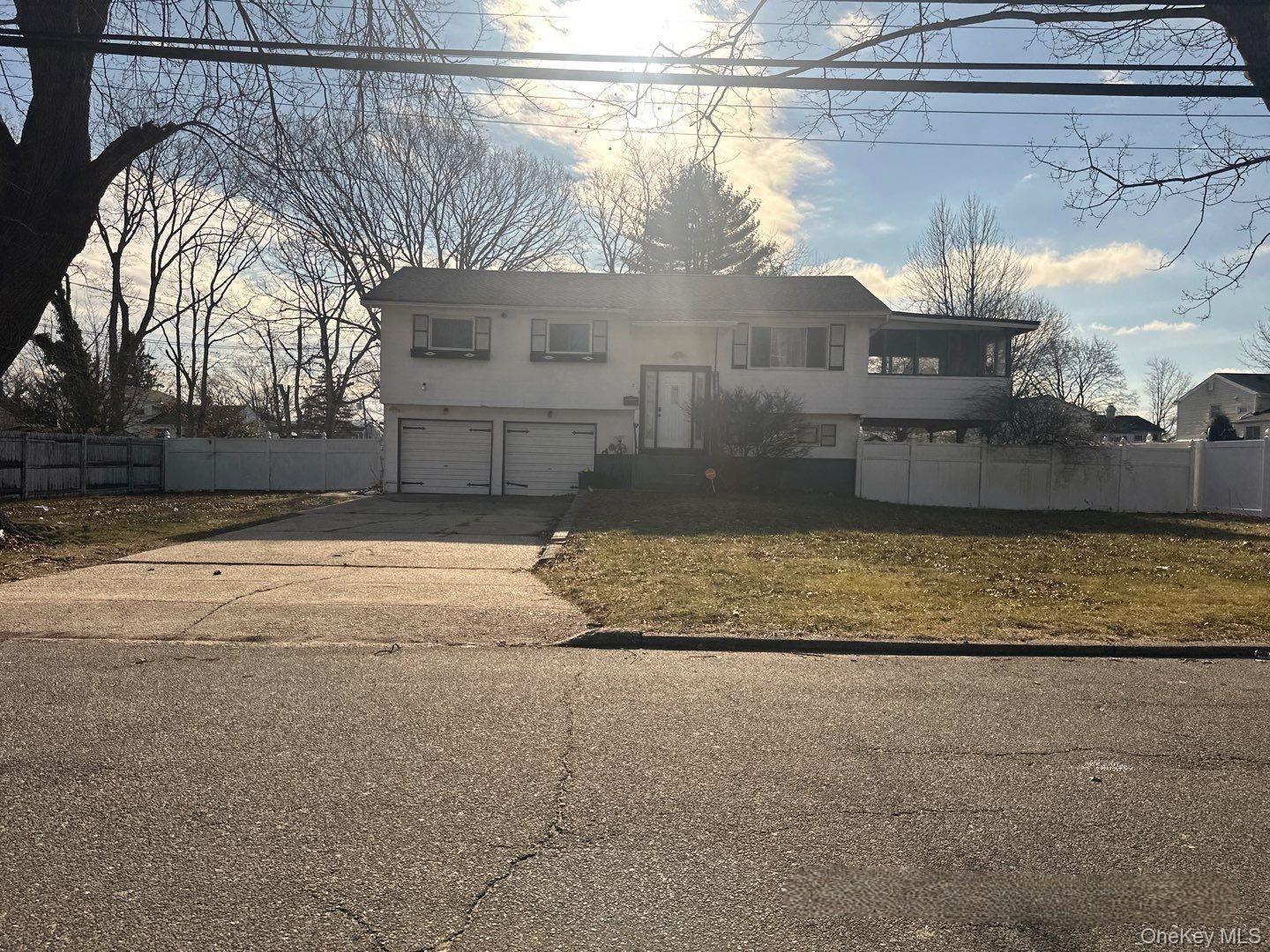 218 Newberry Street, Brentwood NY 11717