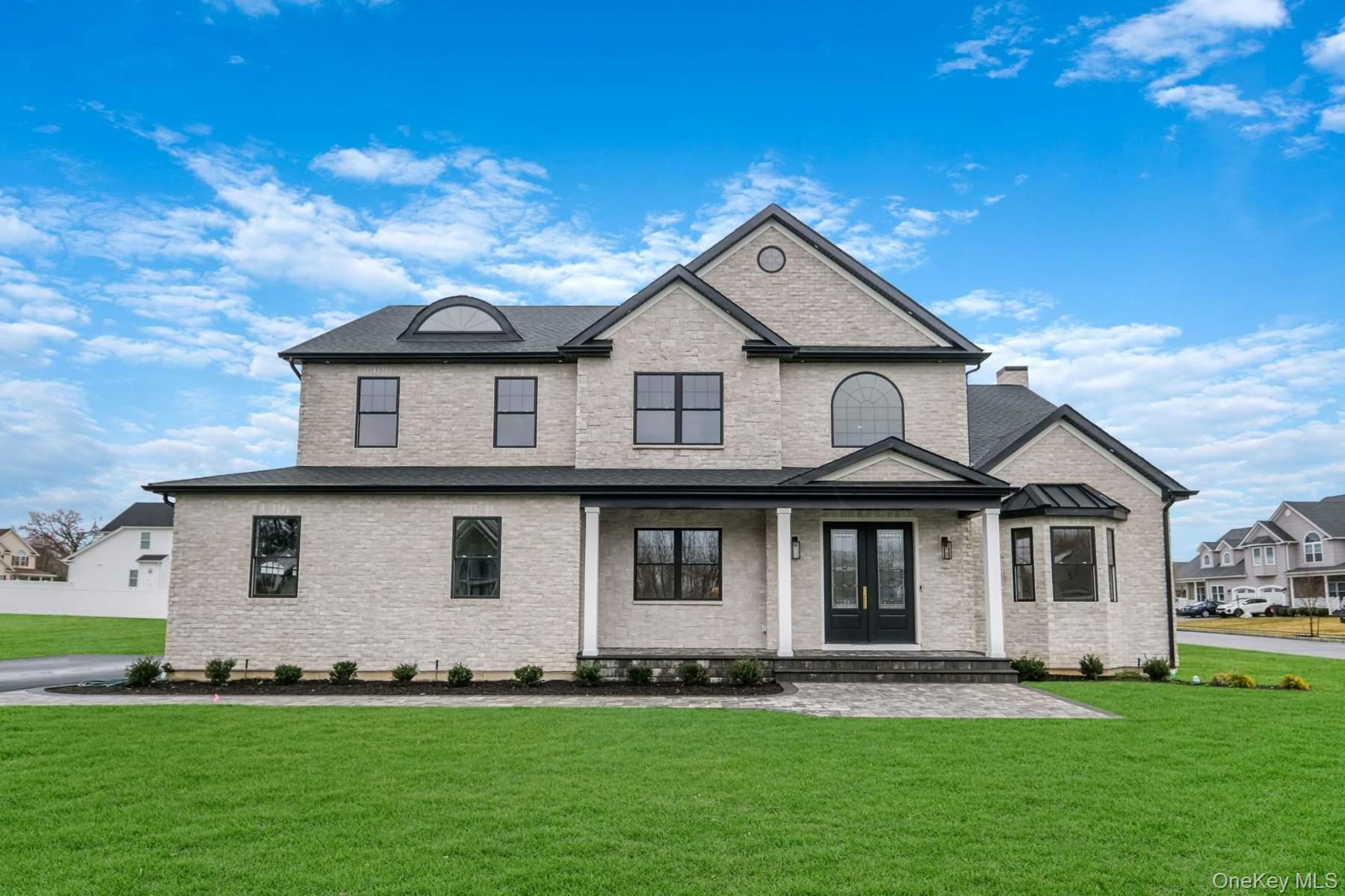 457 Pond Path, East Setauket NY 11733