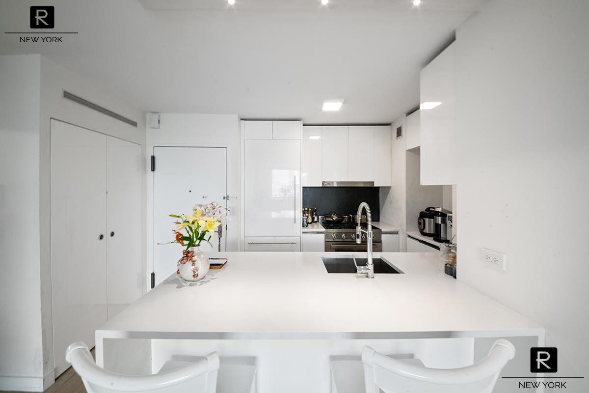 301 West 53rd Street Unit 13-A, Manhattan NY 10019