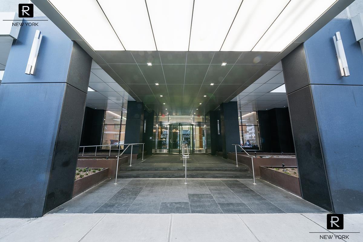 301 West 53rd Street Unit 13-A, Manhattan NY 10019