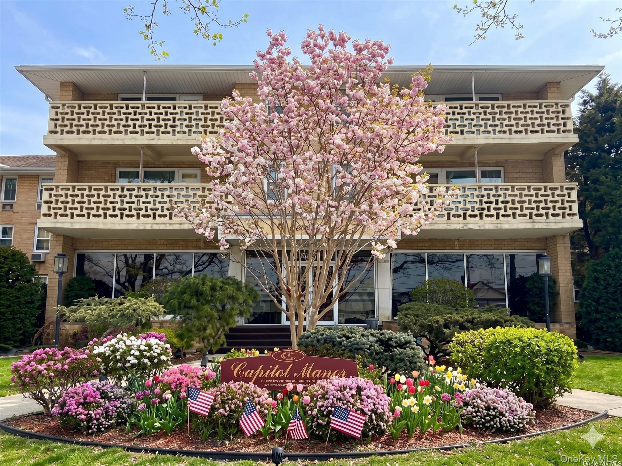 490 Atlantic Avenue Unit 115, East Rockaway NY 11518