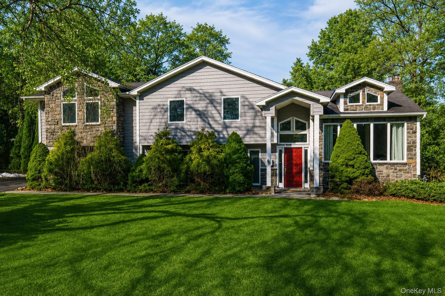 87 Soundview Drive, Port Jefferson NY 11777