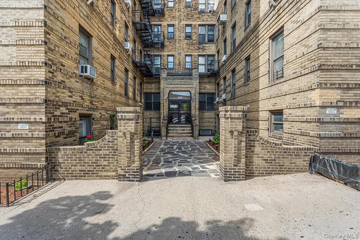 50-05 43rd Avenue Unit 1K, Woodside NY 11377