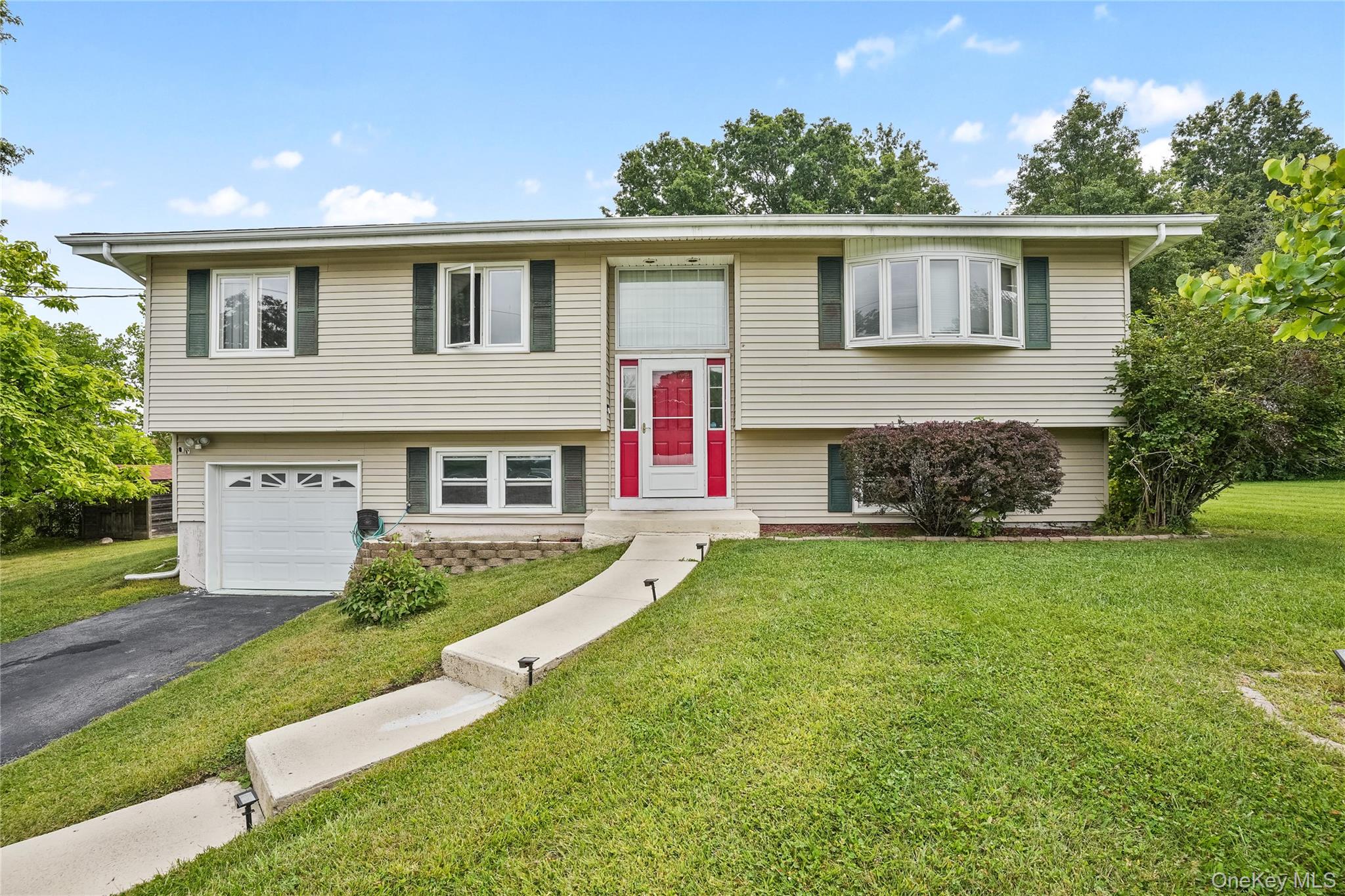 5 Walnut Court, Goshen NY 10924